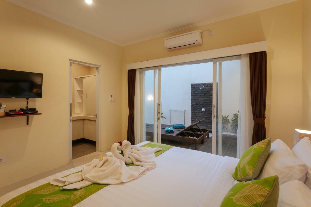 Villa Julie Seminyak  Luaran gambar