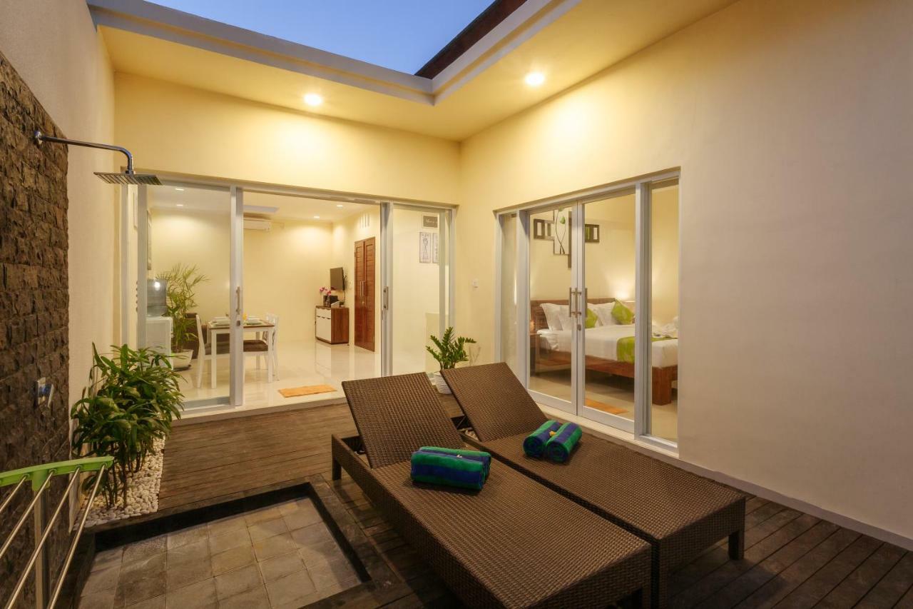Villa Julie Seminyak  Luaran gambar