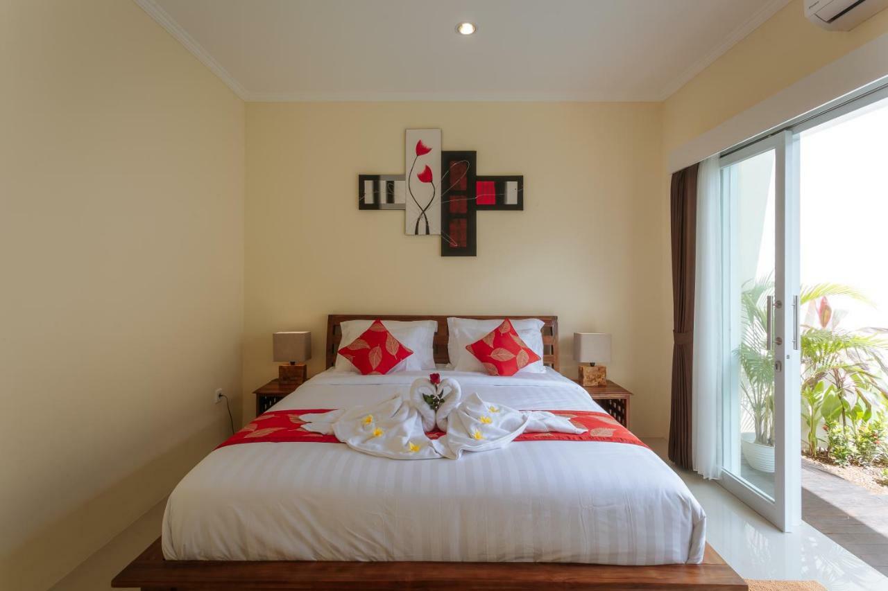 Villa Julie Seminyak  Luaran gambar