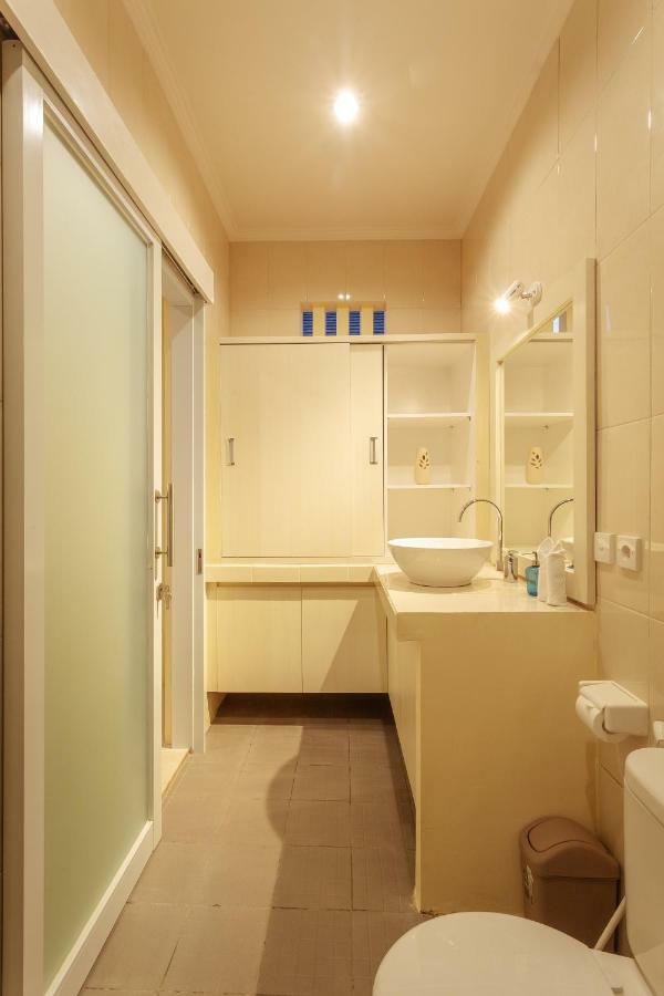 Villa Julie Seminyak  Luaran gambar