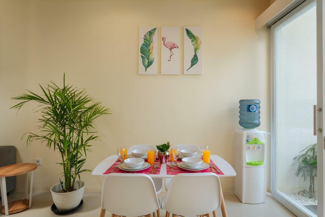 Villa Julie Seminyak  Luaran gambar