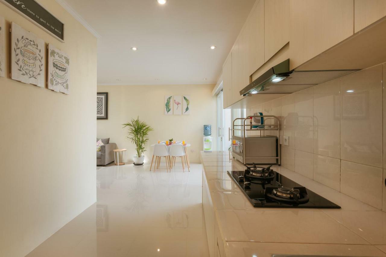 Villa Julie Seminyak  Luaran gambar